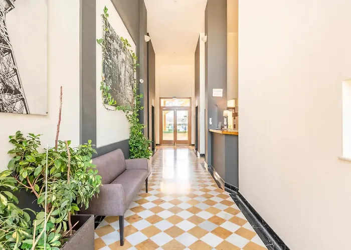 Lux Palacio Aparthotel Sevilla