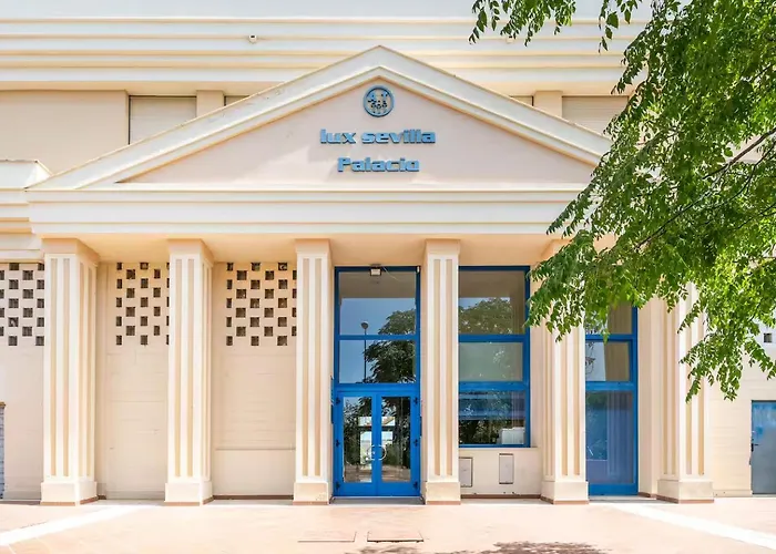 Lux Palacio Aparthotel