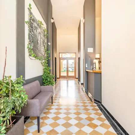 Lux Palacio Aparthotel Seville